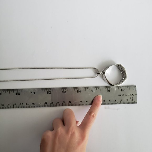 Long Silver Rhinestone Loop Pendant Chain Necklace - Picture 9 of 10